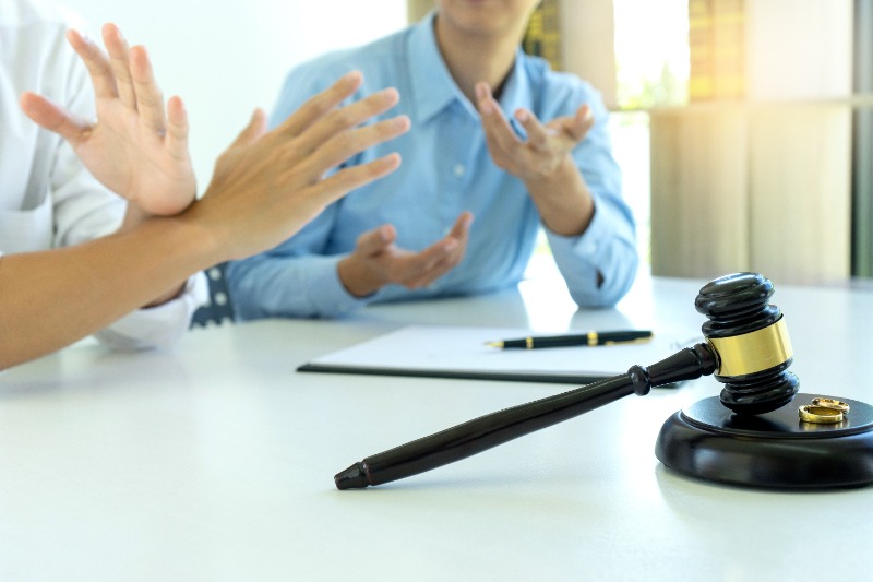 Top 5 Questions to Ask a Divorce Lawyer